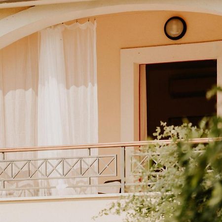 Bed And Breakfast Kolo Adults Only Bužinija Kültér fotó