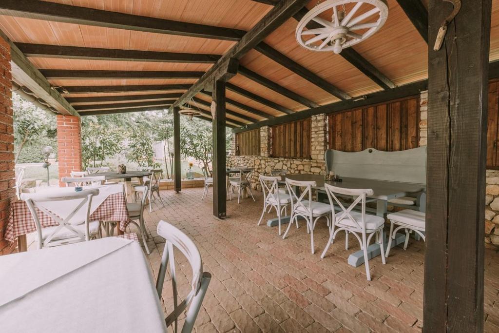 Bed And Breakfast Kolo Adults Only Bužinija Kültér fotó