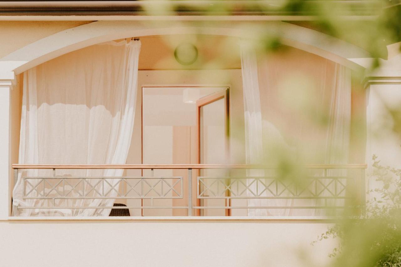 Bed And Breakfast Kolo Adults Only Bužinija Kültér fotó