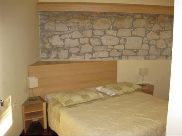Bed And Breakfast Kolo Adults Only Bužinija Kültér fotó